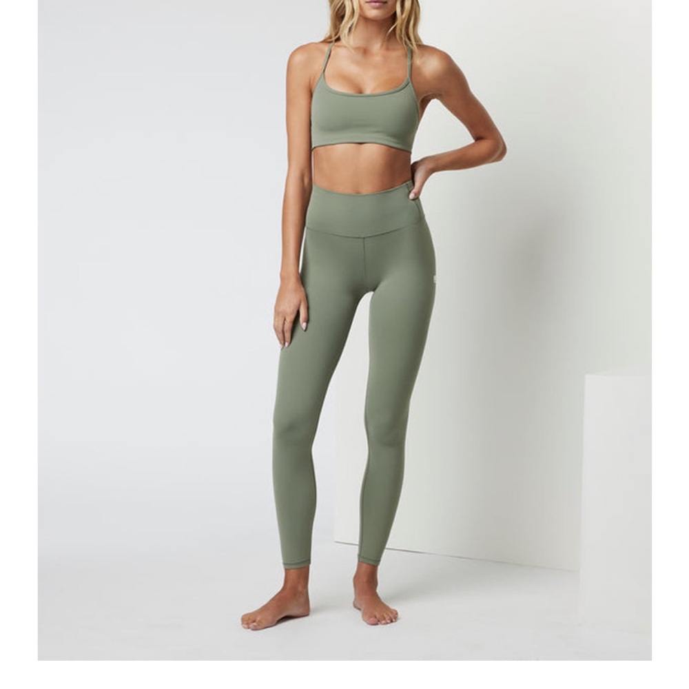 Vuori Size M 2024 set all the feels